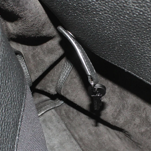 Saint Laurent Black Leather Large Classic Sac De Jour Tote Bag