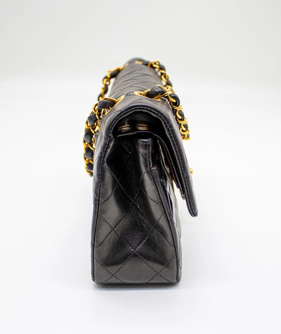 CHANEL Size 23 Medium Double Flap Shoulder Vintage Bag with Gold Hardware