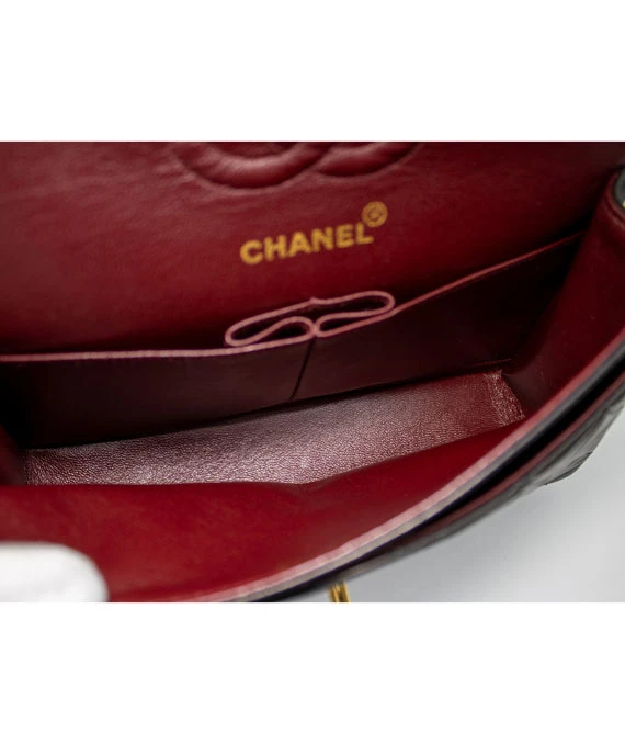 CHANEL Size 23 Medium Double Flap Shoulder Vintage Bag with Gold Hardware