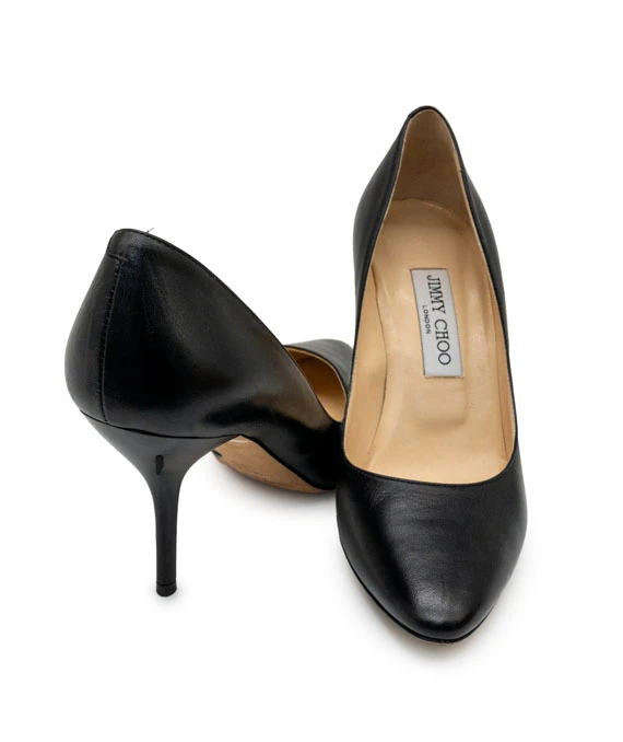 Jimmy Choo Size 38 Black Leather Pumps
