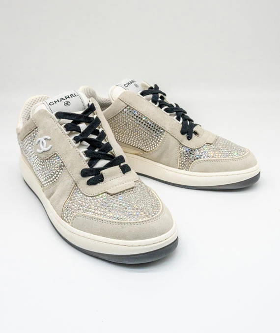 Chanel Size 41 23C Silver Grey Crystals CC Logo Suede Sneakers