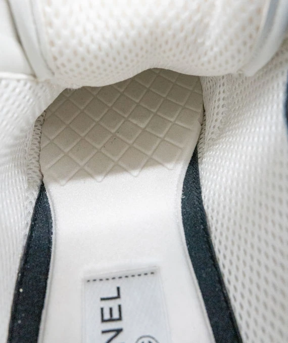 Chanel Size 41 23C Silver Grey Crystals CC Logo Suede Sneakers