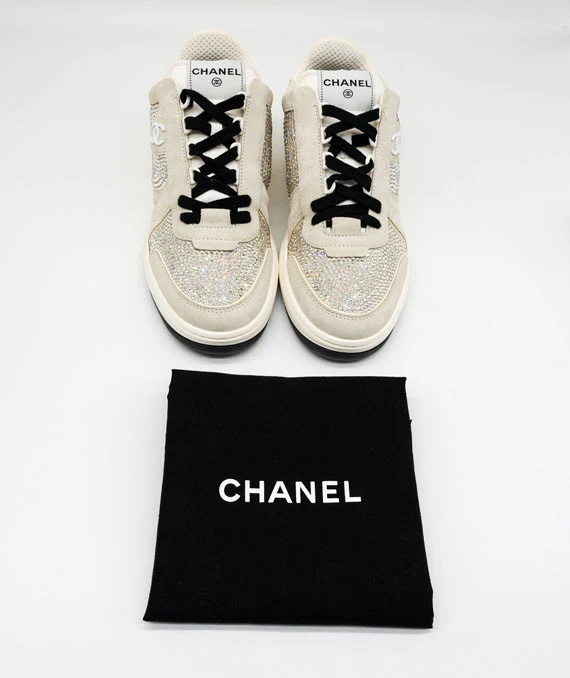 Chanel Size 41 23C Silver Grey Crystals CC Logo Suede Sneakers