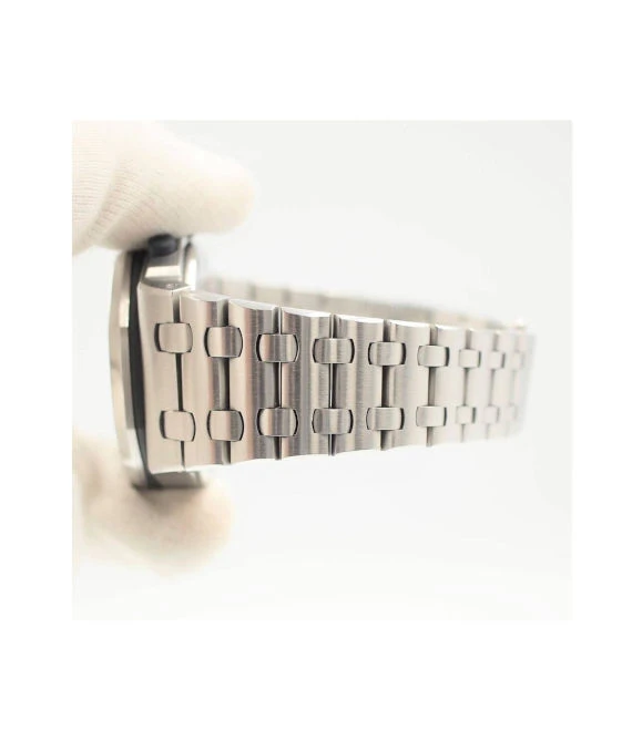 Audemars Piguet 25721ST.OO.100 Royal Oak Offshore Mechanical Automatic Date Display Chronograph Tachymeter Men's 43mm Watch