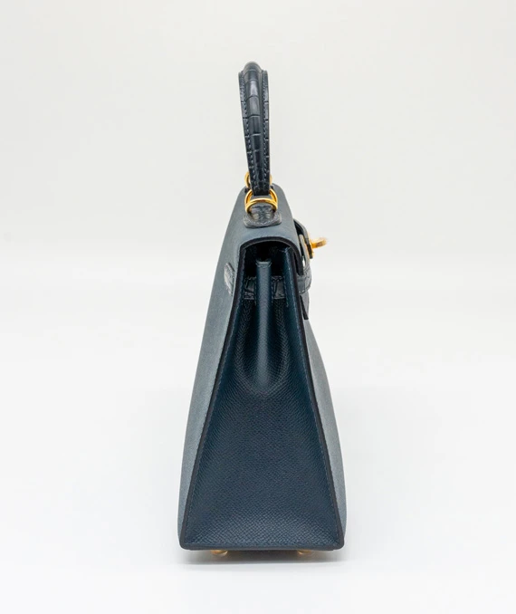 Hermes Kelly (Stamp B) Size 25 Blue Minuit Madame Leather Handbag with Gold Hardware