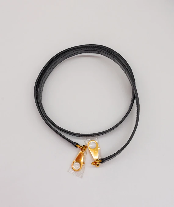 Hermes Kelly (Stamp B) Size 25 Blue Minuit Madame Leather Handbag with Gold Hardware