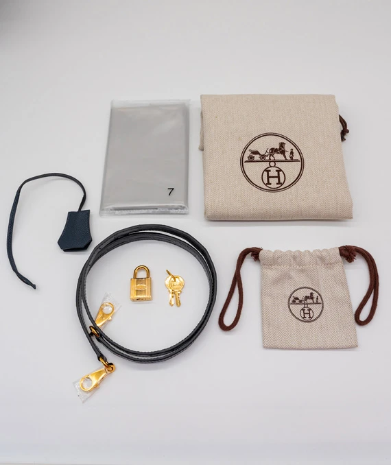 Hermes Kelly (Stamp B) Size 25 Blue Minuit Madame Leather Handbag with Gold Hardware