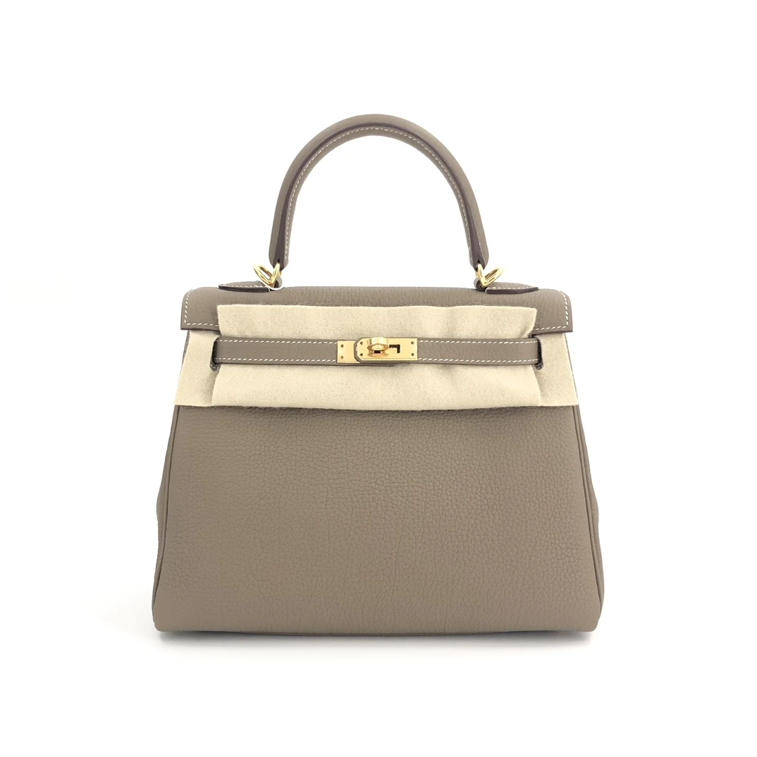 Hermes 2022 (Stamp U) Size 25 Togo leather Kelly Etoupe in Color with Gold Hardware