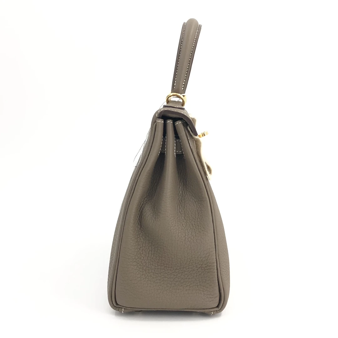 Hermes 2022 (Stamp U) Size 25 Togo leather Kelly Etoupe in Color with Gold Hardware