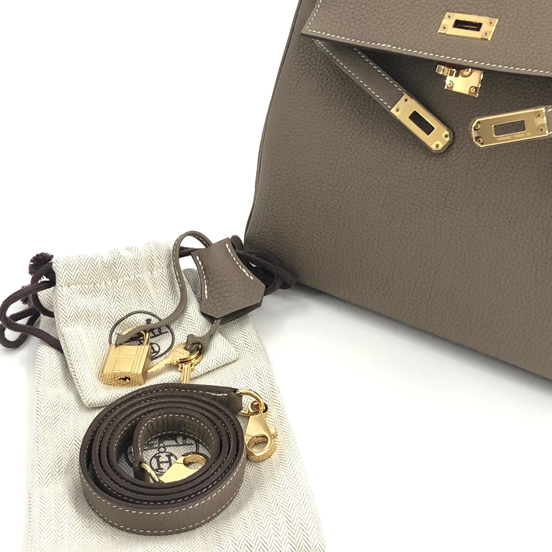 Hermes 2022 (Stamp U) Size 25 Togo leather Kelly Etoupe in Color with Gold Hardware