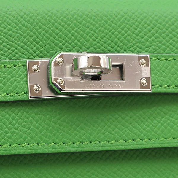 Hermes 2023 (Stamp B) Size 25 Epsom leather Kelly Vert Yucca in Color with Palladium Hardware