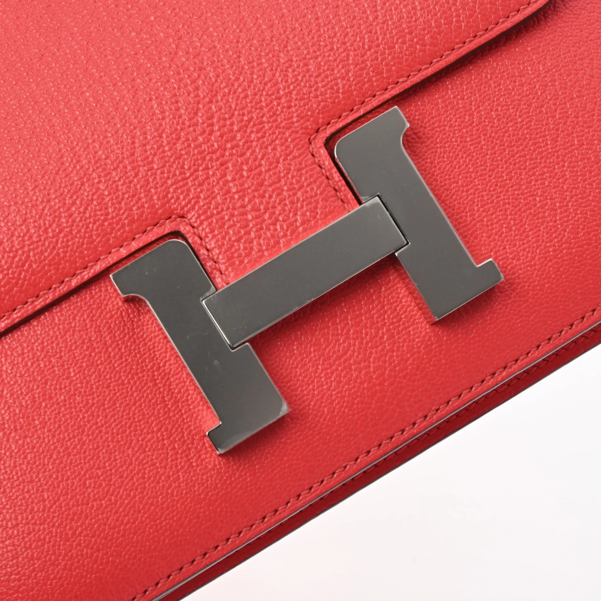 Hermes 2021 (Stamp Z) Size 18 Chevre leather Constance 3 Mini Rose Texas in Color with Palladium Hardware