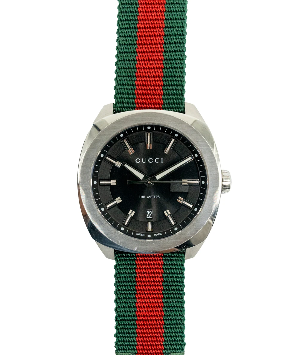 Gucci Metallic GG2570 41mm Watch with Green and Red Nylon Strap