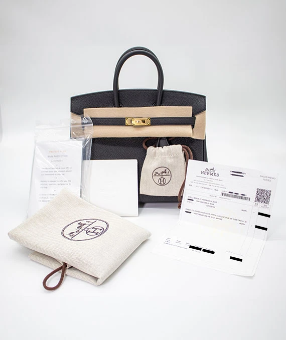 Hermes Birkin (Stamp U) Size 25 Togo Leather handbag in Black with Gold Hardware Brand New Year 2022