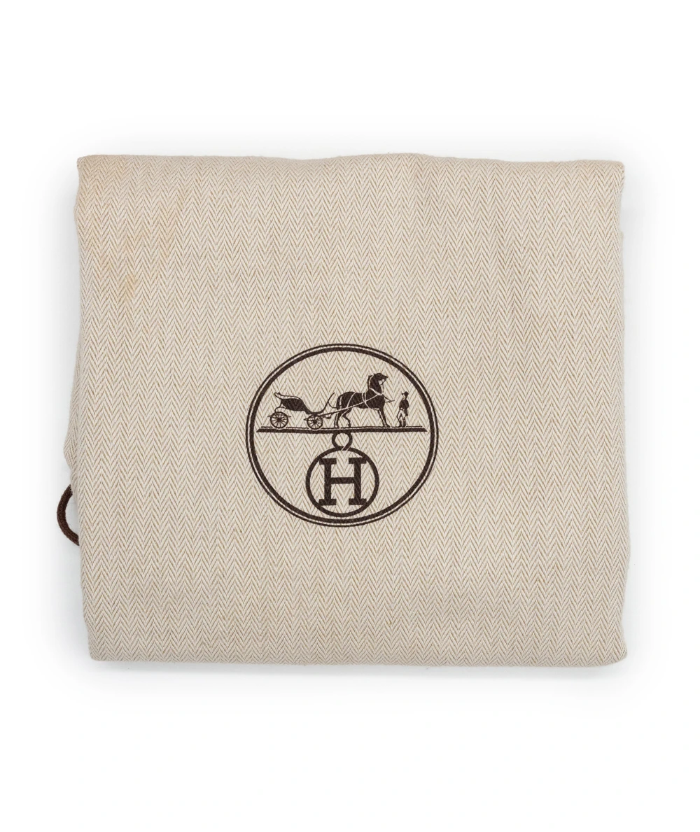 Hermes Birkin (Stamp O) Size 35 Togo Leather handbag in Gold with Palladium Hardware